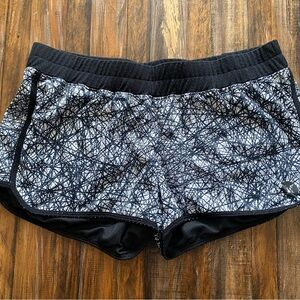 Hurley Large Mesh and Black and White Patterned Shorts